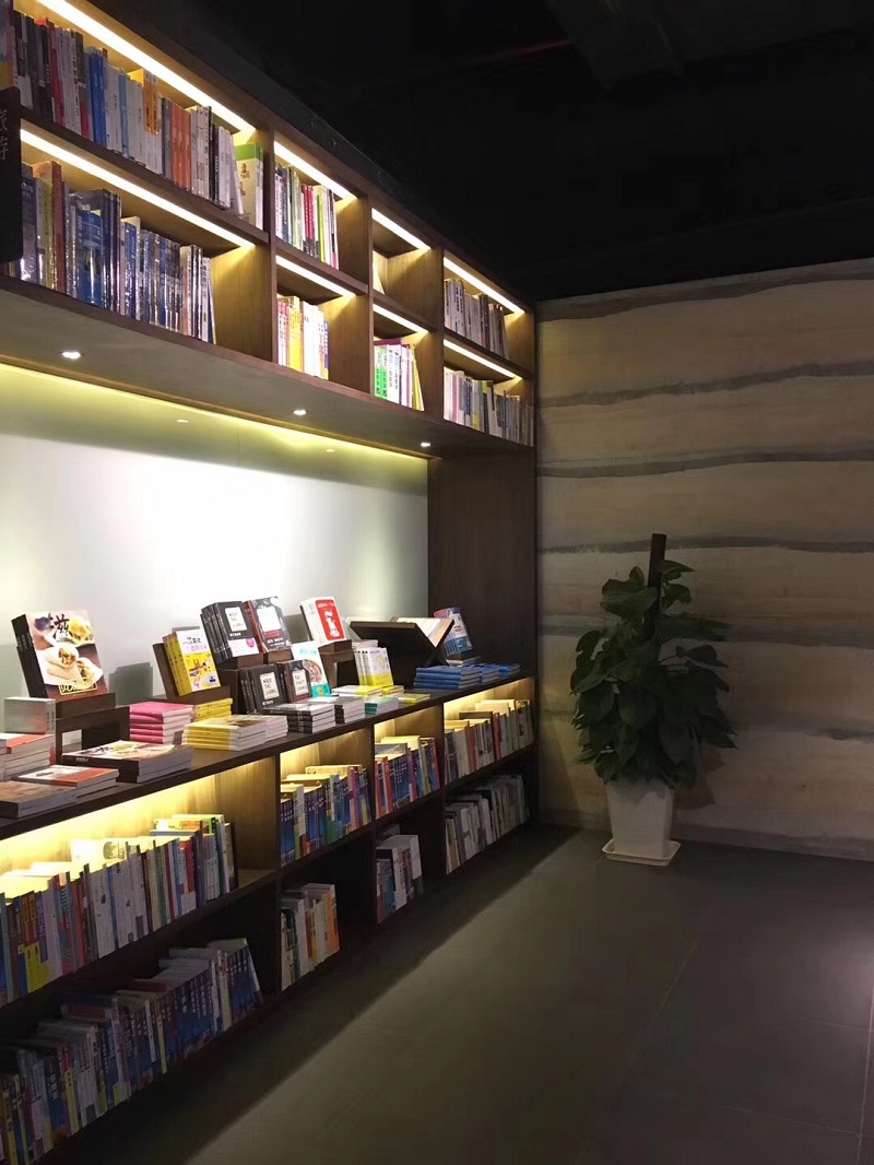 軌道燈 應用于青島方所 書店照明 案例 軌道燈 應用于青島方所 書店照明 案例