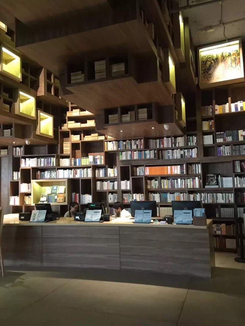 軌道燈 應用于青島方所 書店照明 案例 軌道燈 應用于青島方所 書店照明 案例