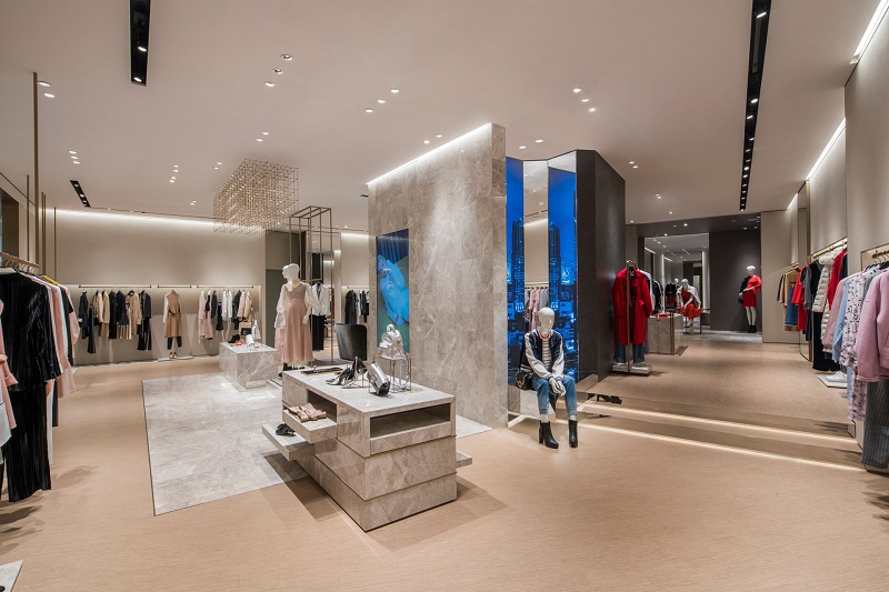 服裝賣場照明 | 以光為媒，讓顧客先愛上你的賣場再愛上你的商品