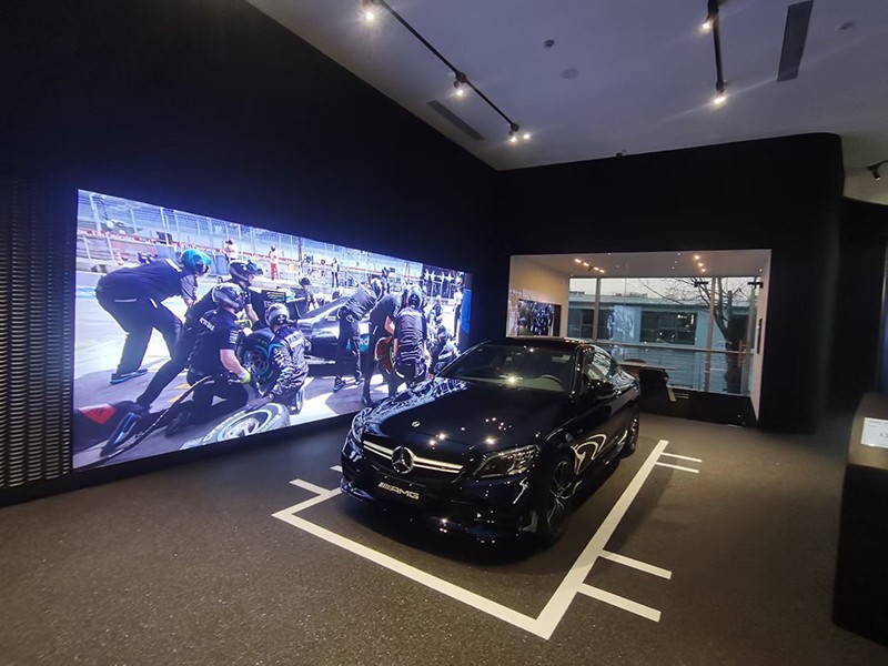 奔馳4S店10